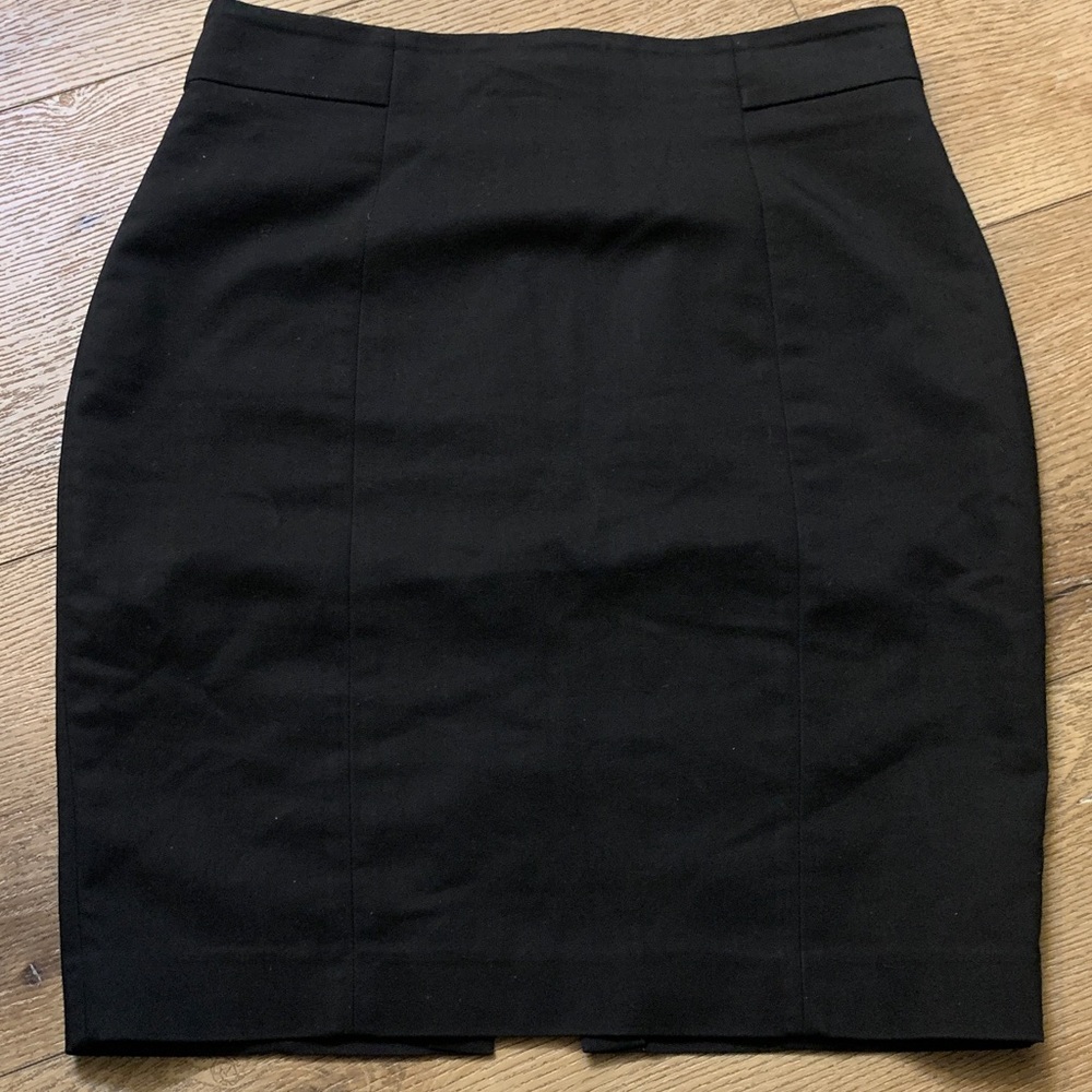 H&M Classic Black Pencil Skirt